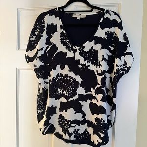 Loft Navy and White V-Neck Floral Top Size M